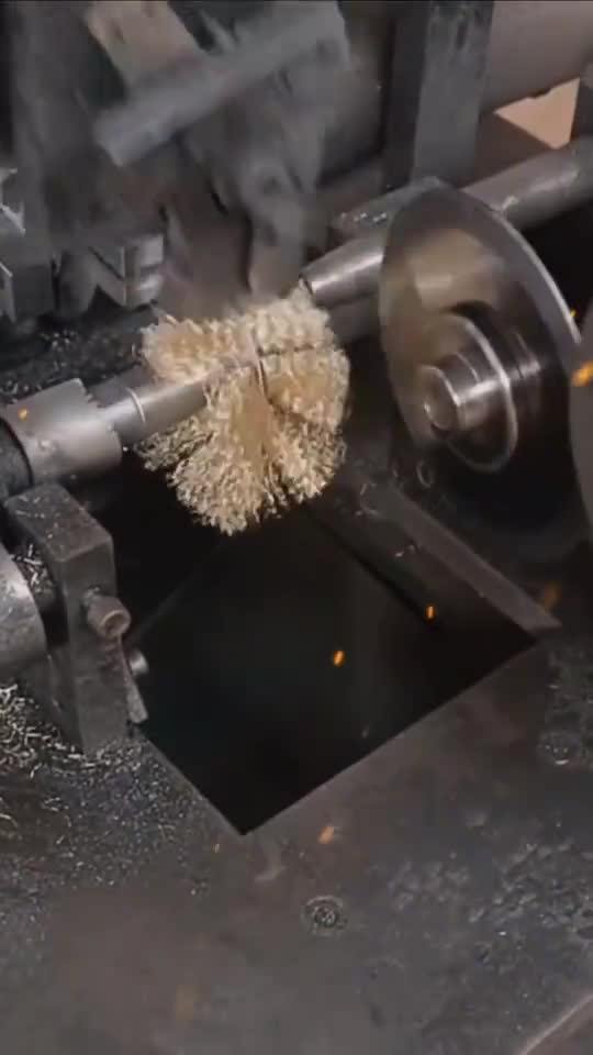 朋友們見過這樣的緊固件嗎 機械加工設備